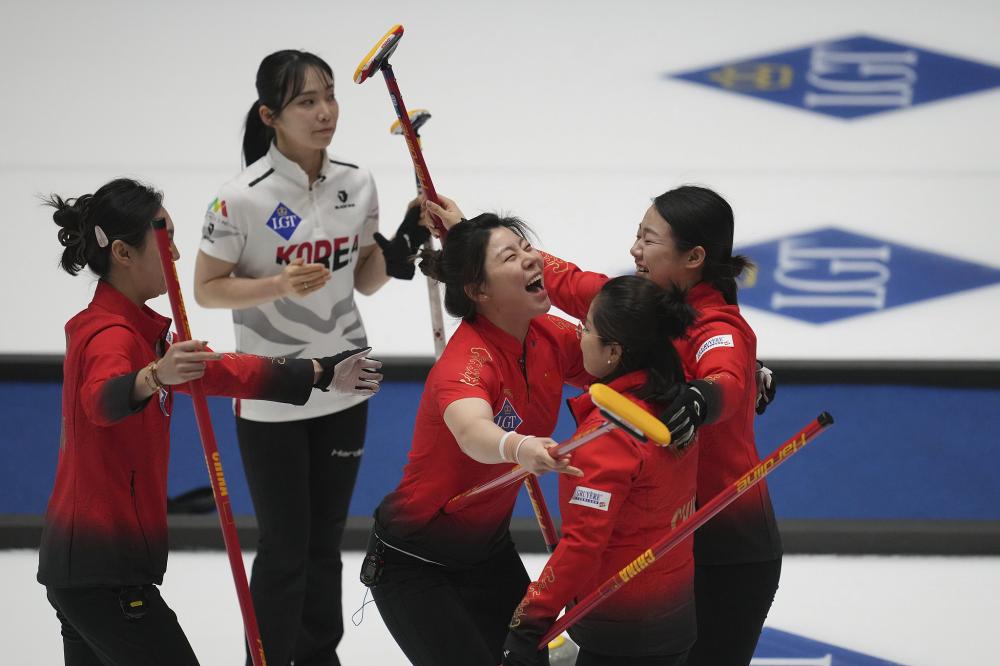 “苏超”赛季最佳阵容公布，马宁获裁判员纪念奖